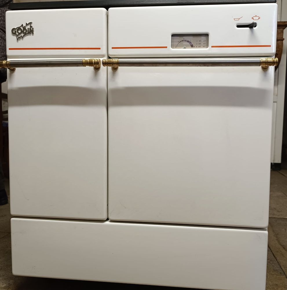 CUISINIERE BOIS 0 Noidant-le-Rocheux (52)