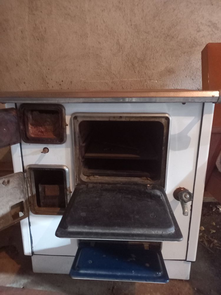 Cuisini�re charbon/bois marque Coste 400 Ginestas (11)