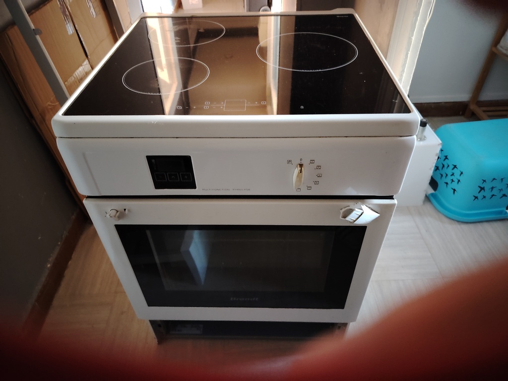 Cuisini�re �lectrique � induction avec four 50 Saint-Etienne (42)