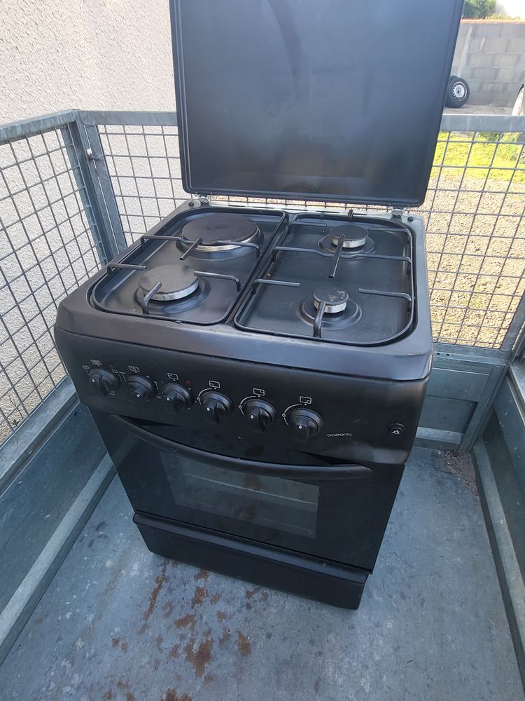 Cuisini�re electrique+gaz 65 Saint-Romain-le-Puy (42)