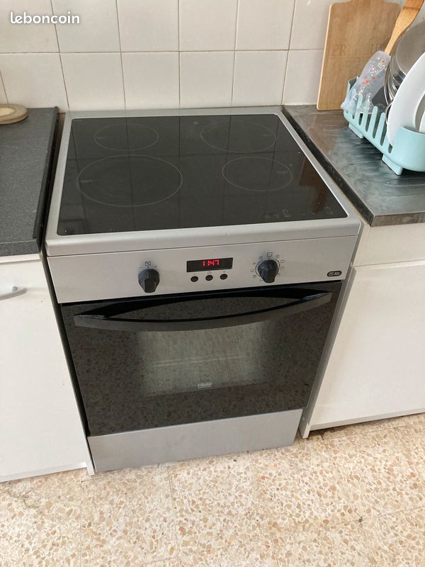 CUISINIERE INDUCTION FAURE 300 Pont-Saint-Esprit (30)