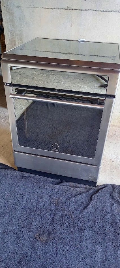 Cuisini�re induction Scholtes 250 Saint-Perdon (40)