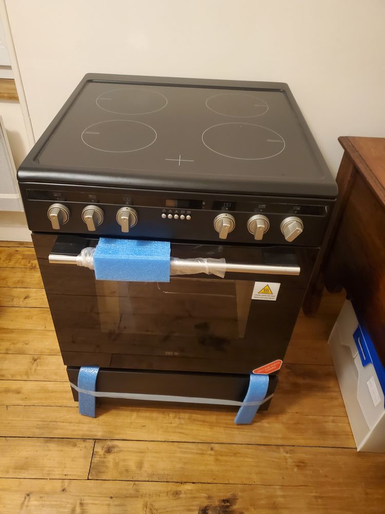 Cuisiniere � induction 380 Lenclo�tre (86)