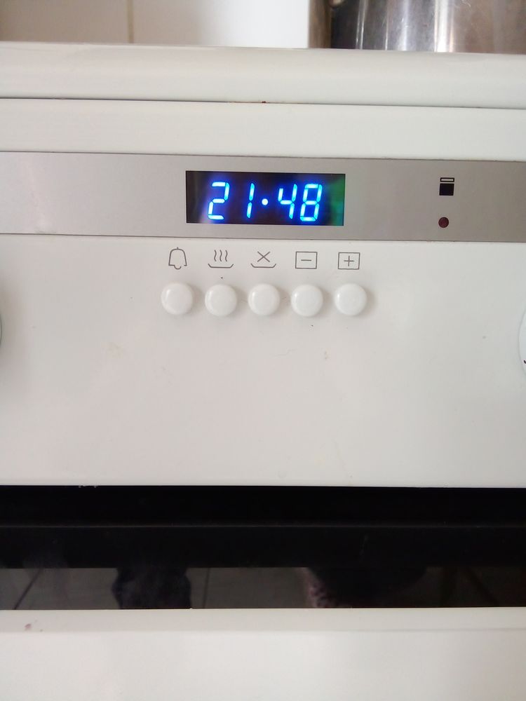 Cuisini�re induction 220 Claira (66)