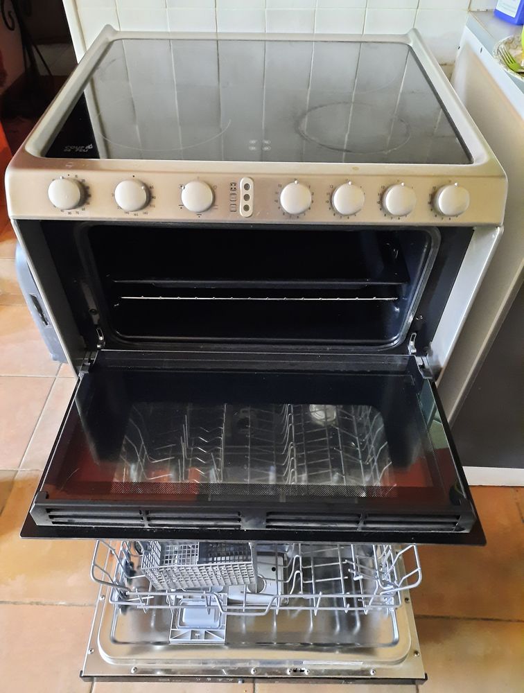 Cuisini�re- Lave vaisselle 3 en 1 Rosi�re 300 Liniers (86)