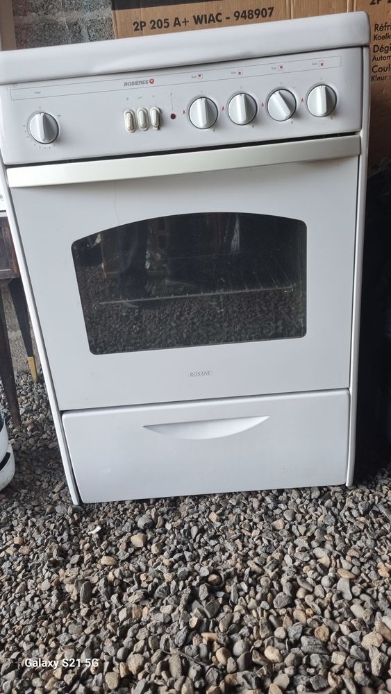 CUISINIERE  ROSIERE 95 Arvant (43)