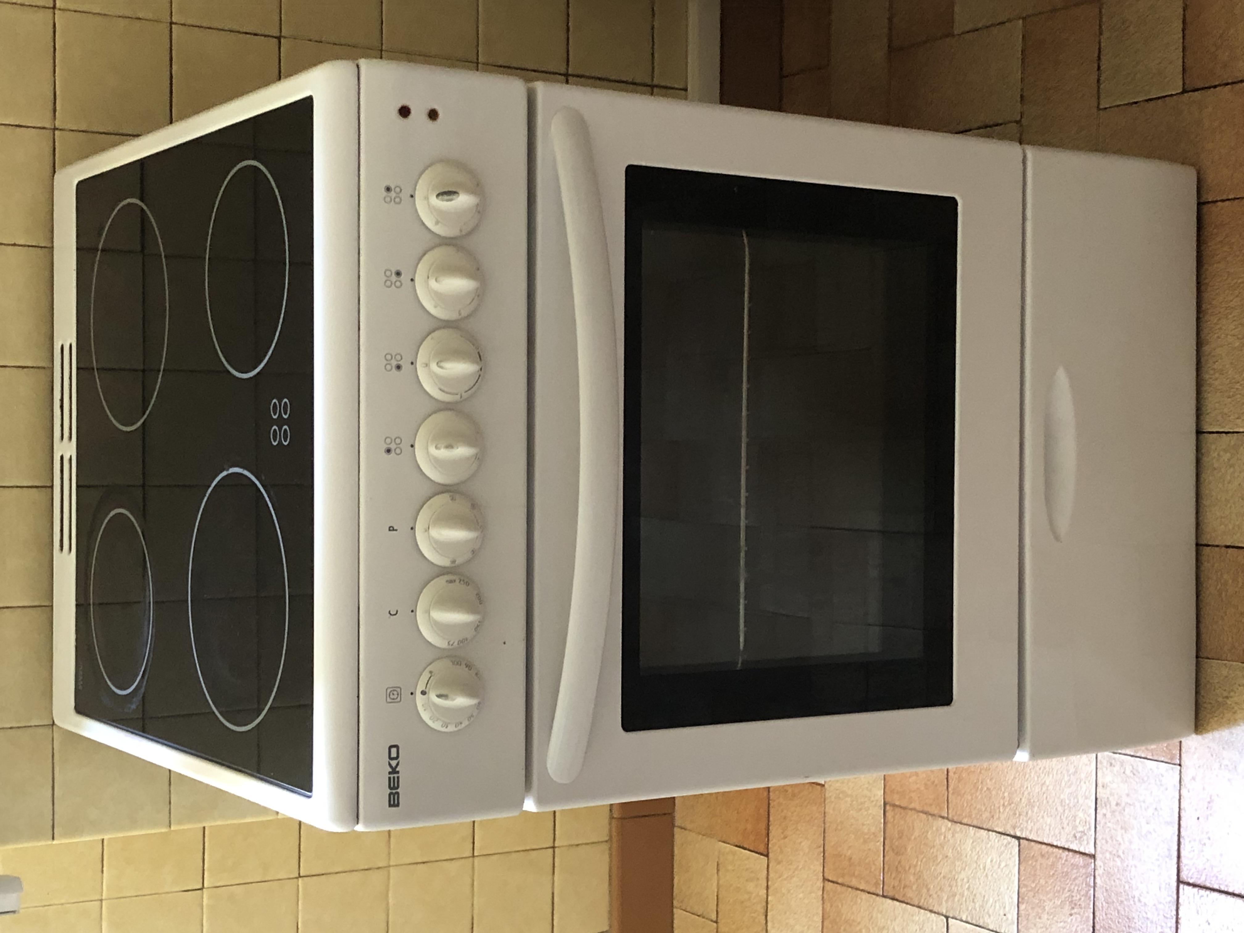 Cuisini�re SAUTER vitroc�ramique Blanc 200 Ajaccio (20)
