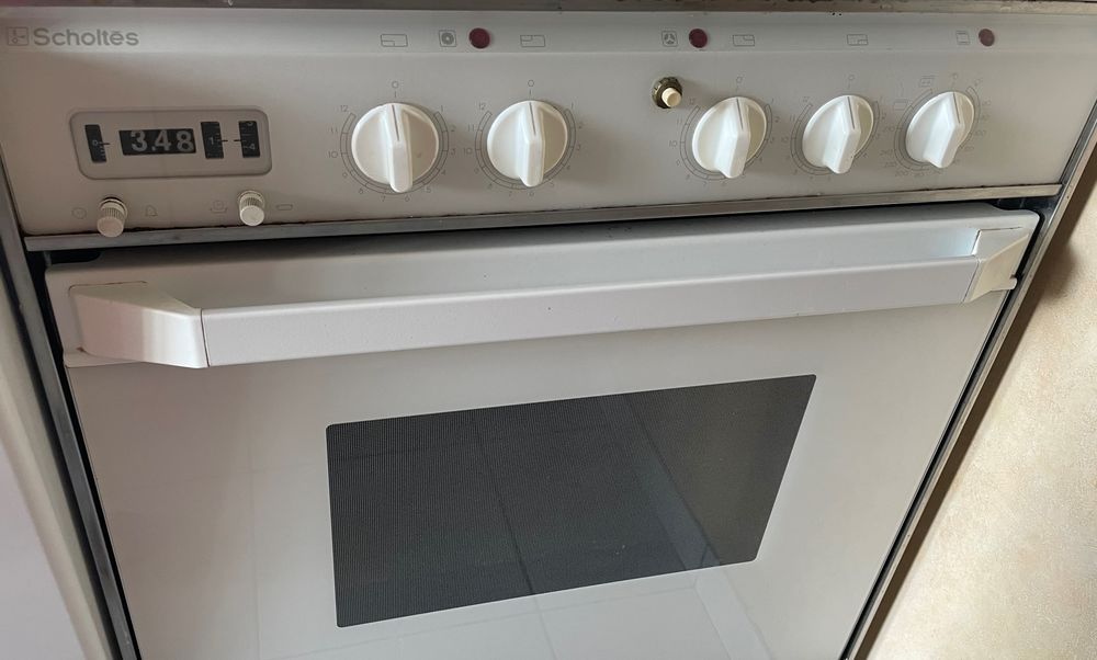 Cuisini�re Scholt�s Combin� Four+4 plaques vitro c�ramiques 150 Lorient (56)