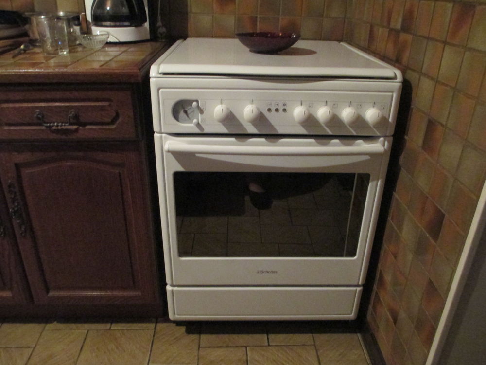 cuisiniere 240 Saint-L�onard (76)