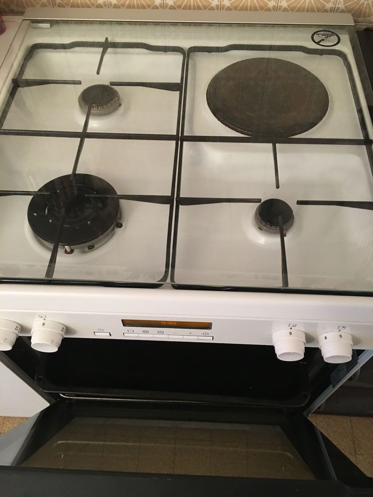 Cuisini�re 299 Annecy (74)