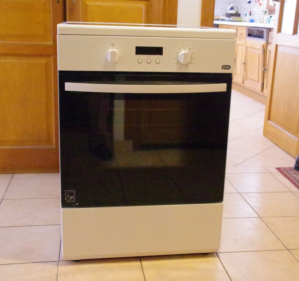 CUISINIERE 450 Beaumont (63)