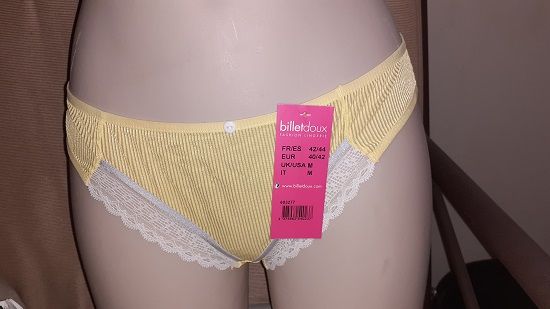 Lot 2 Culotte Bouton d'or BILLET DOUX 15 S�zanne (51)