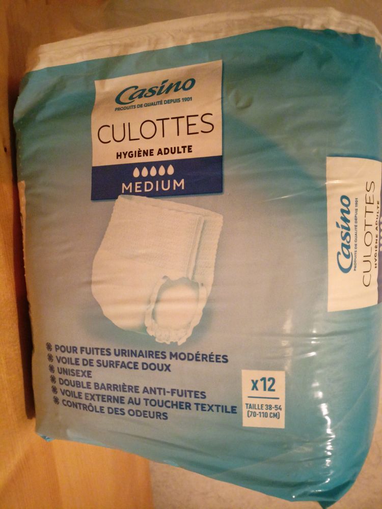 culottes changes  adultes Casino 0 Grenoble (38)