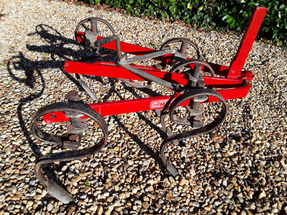 Cultivateur majar  pour motoculteur 70 Mussidan (24)