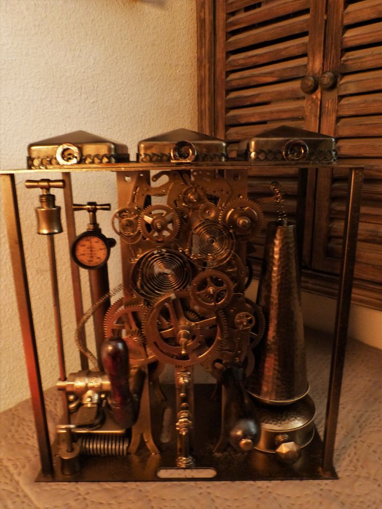 Curiosit�  ANTIQUE GEARS FACTORY XIX  Steampunk 220 Mont-de-Marsan (40)