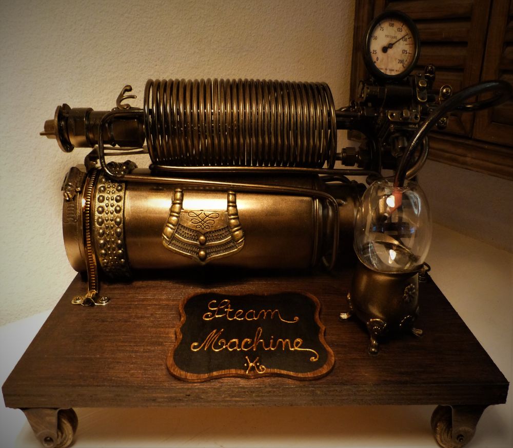 Curiosit�  STEAM MACHINE FACTORY XIX  Steampunk 100 Mont-de-Marsan (40)