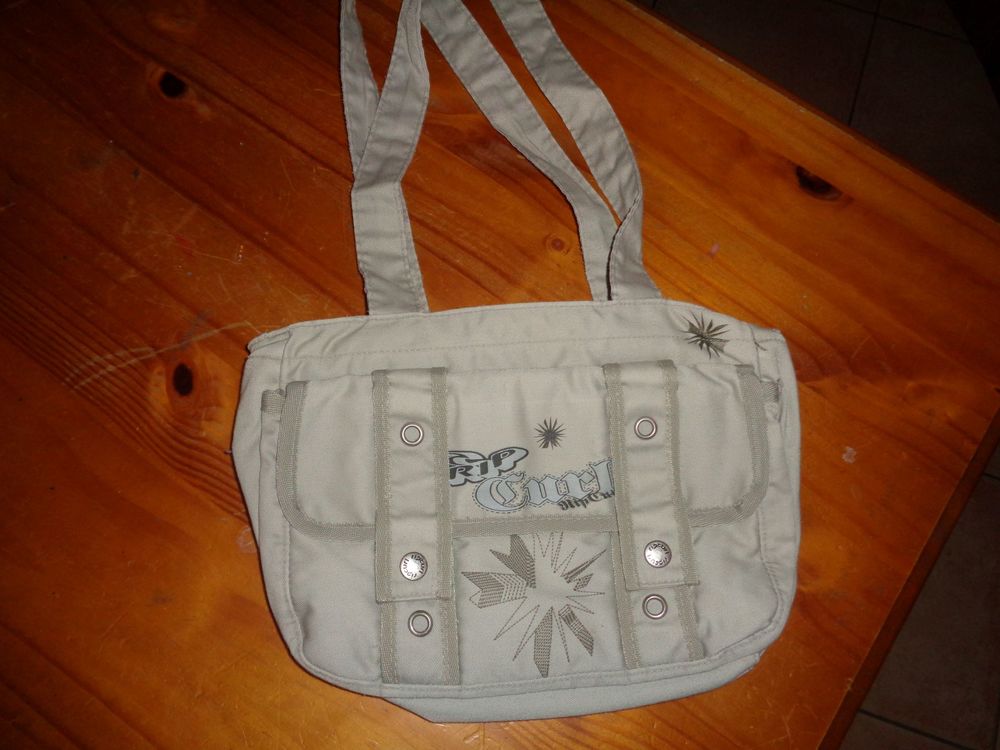 Sac Rip Curl en coton beige en TBE � 18 euros 18 Laura�t (32)