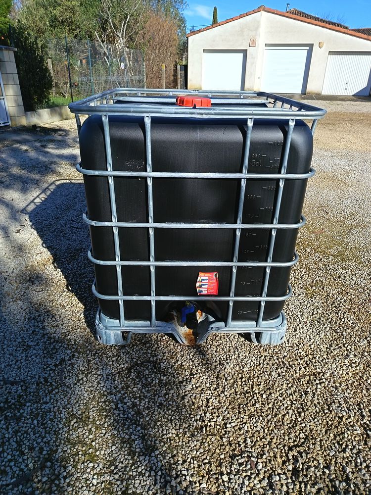 Cuve eau 1000L IBC. 115 Rabastens (81)