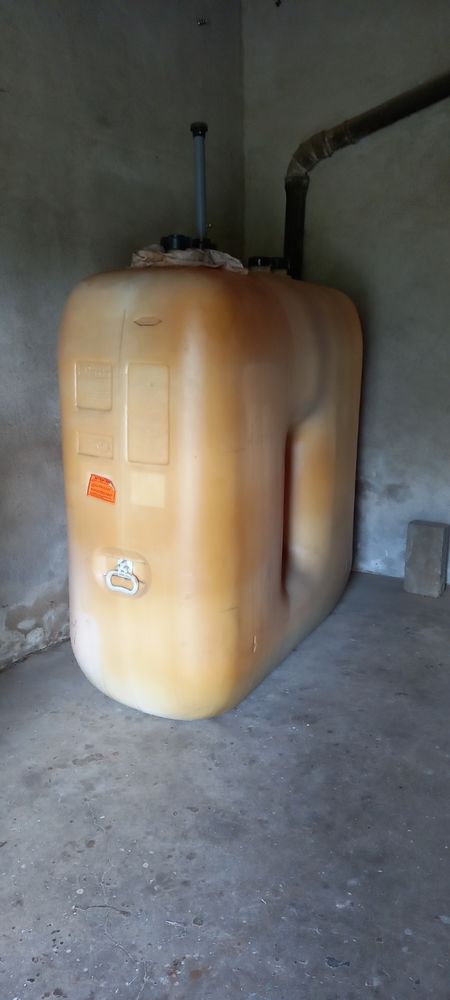 cuve gaz oil 1500 litres 50 Vic-le-Comte (63)