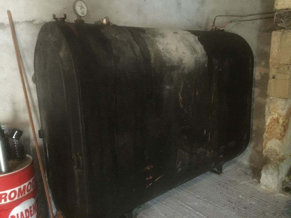 Cuve � fioul 250 Montignac (24)