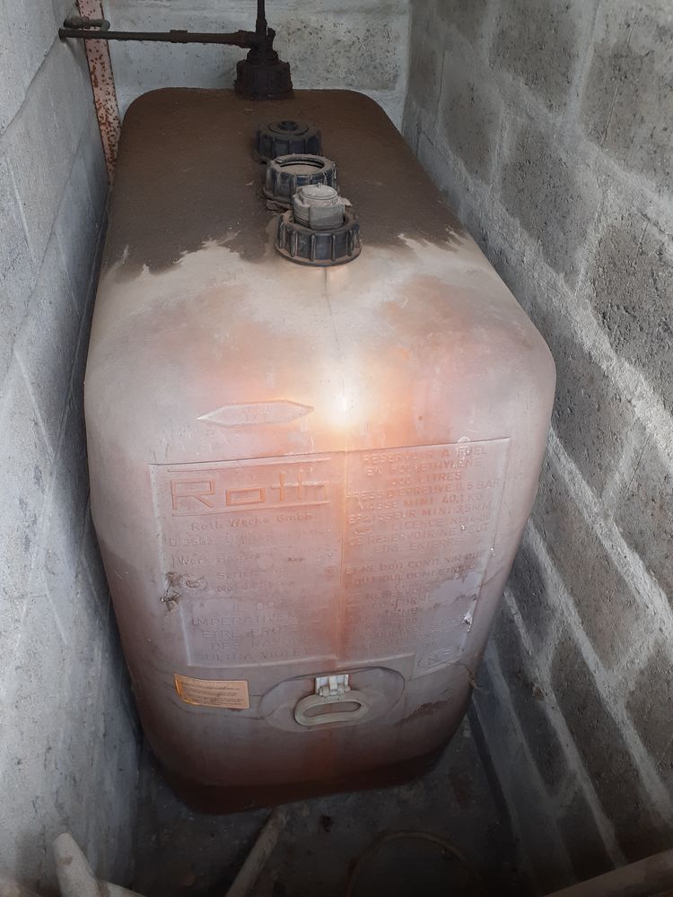 Cuve � fioul 160 Annay (62)