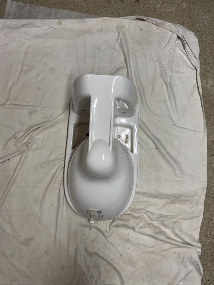 cuvette suspendue V/B 200 Louvern� (53)