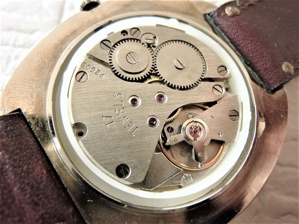 CYEKO montre Russe homme 1980 RUS1003 CYEKO montre Russe homme 1980 RUS1003