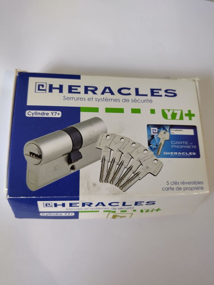Cylindre HXR platinum + 4 cl�s + carte propri�t� norme A2P* 165 Osny (95)