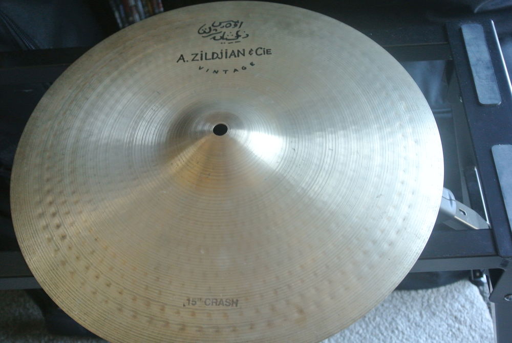 cymbale A Zildjian Vintage crash  15  125 Mougon (79)