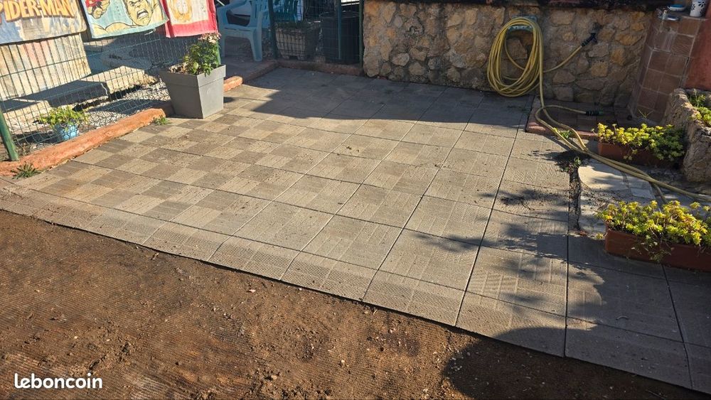 Dalle de terrasse composite anthracite blooma angora 40x40 320 Lan�on-Provence (13)