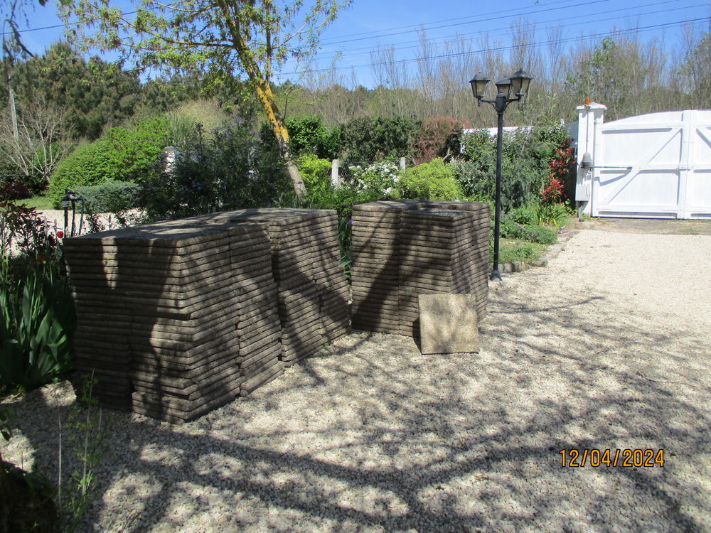 300 dalles b�ton pour terrasse 225 Allonnes (49)