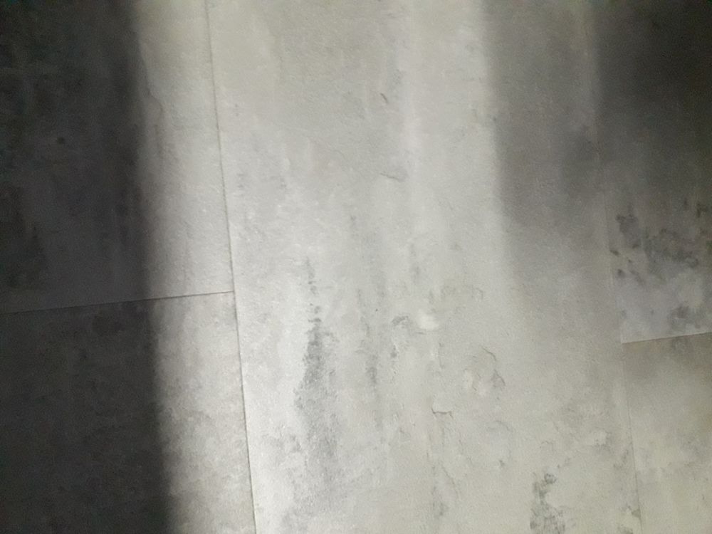 dalles GERFLOR pvc faire  offre 0 Saint-Dizier (52)