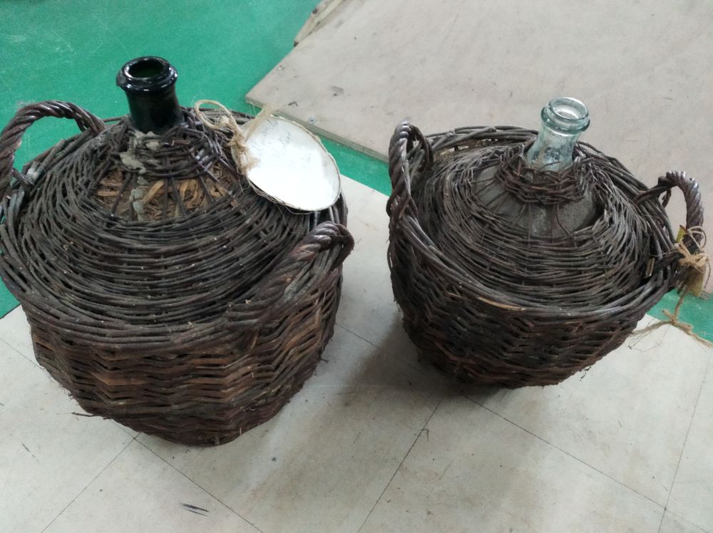 2 Dame Jeanne de 10 et 16 litres 25 Le Creusot (71)