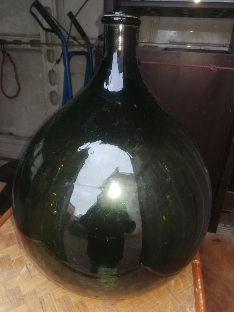 2 dames Jeanne 70 Le Creusot (71)