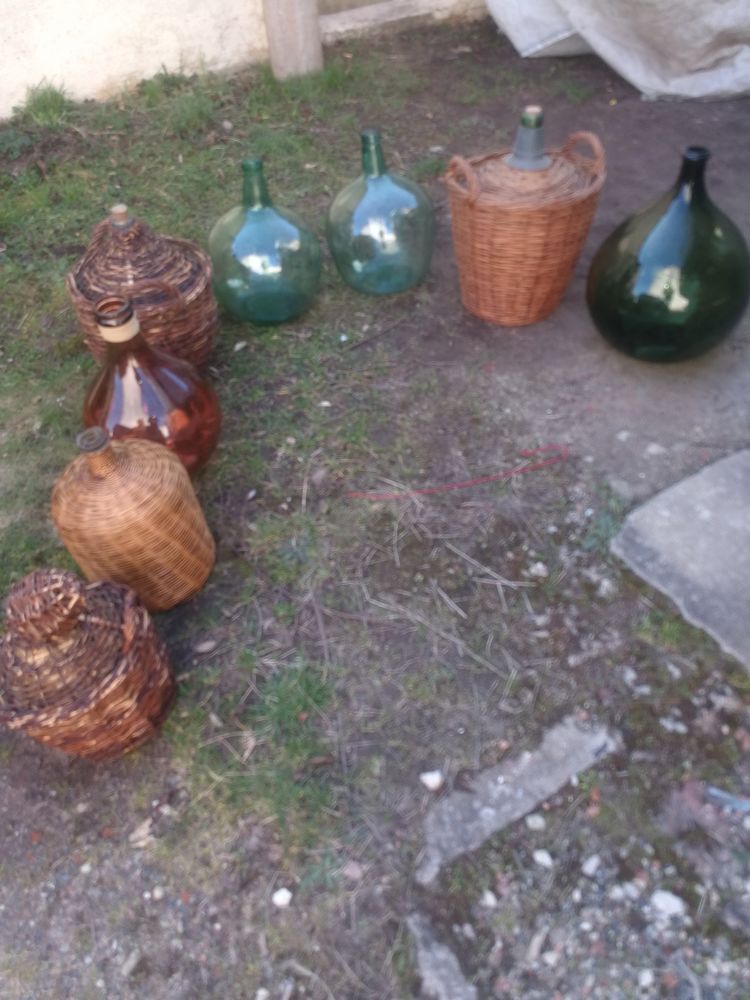 8 dames Jeanne 1 Le Creusot (71)