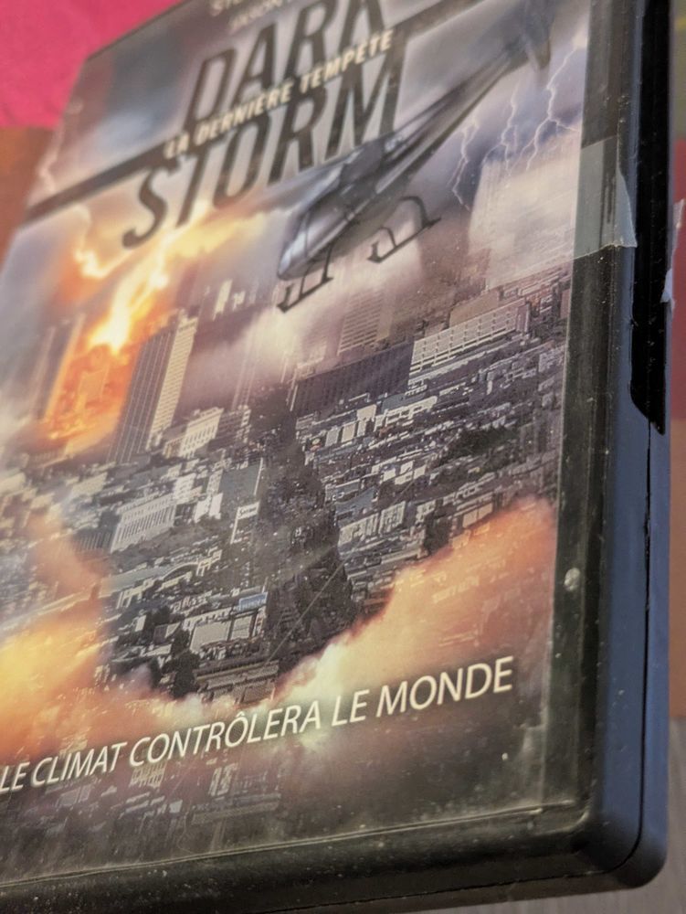 dvd dark storm 1 Grigny (69)