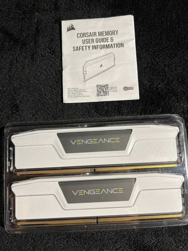 Ram ddr5 corsair vengeance 5600 cl40 339 Lorient (56)