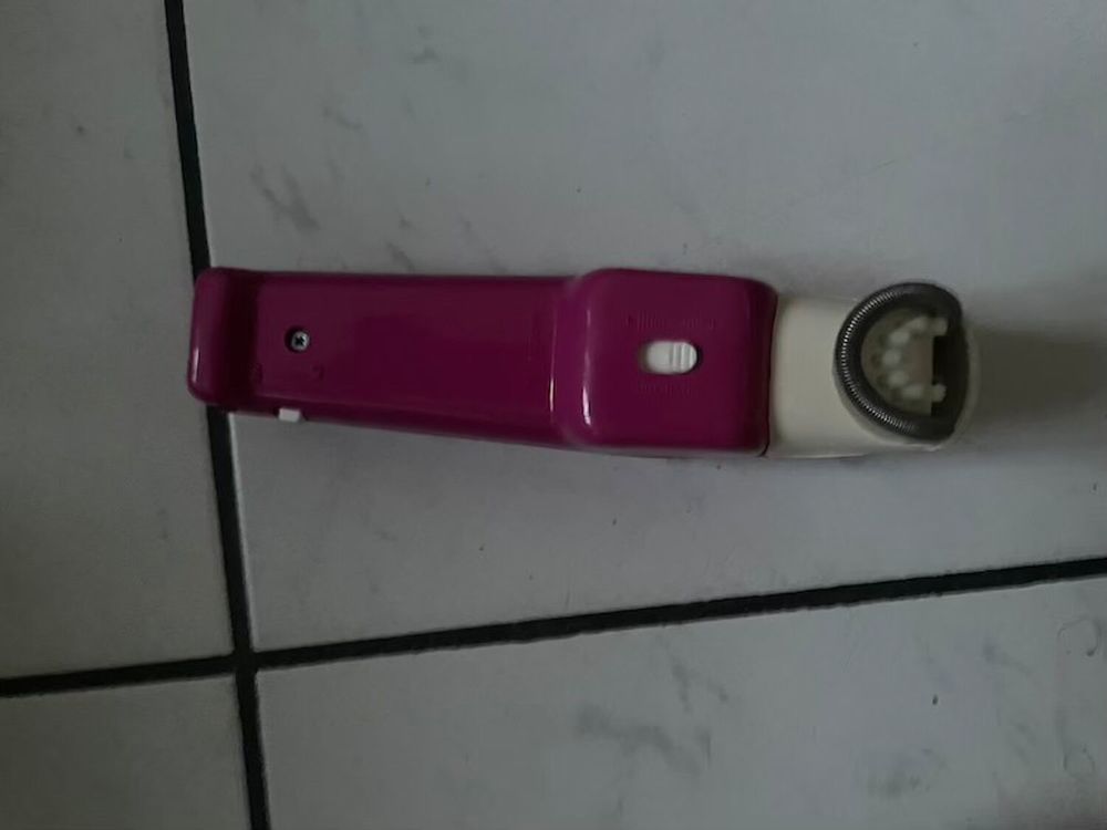 LOT DE12 EPILATEURS ELECTIQUES A RESSORT DEPILUX petit prix, 25 Belleville (69)