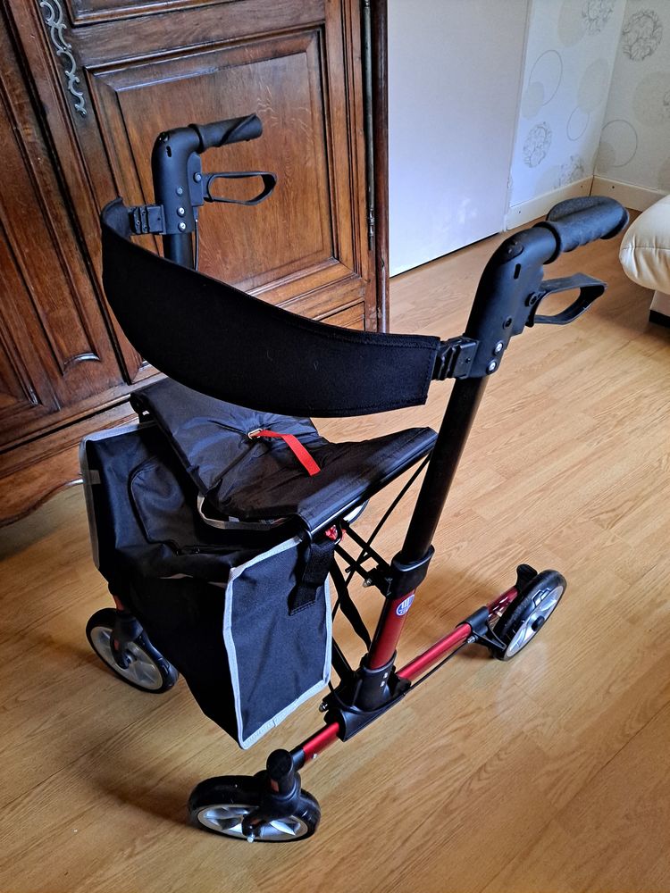 d�ambulateur QUAVA rouge 120 Quincey (70)