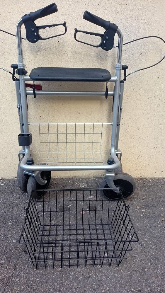 deambulateur reglable avec panier 50 Marignane (13)