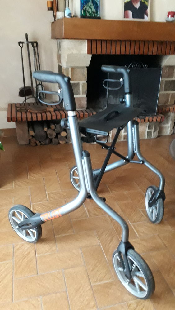 D�ambulateur Rolator Let's Move 80 Frans (01)
