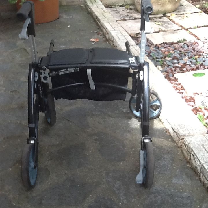 DEAMBULATEUR 140 Rueil-Malmaison (92)