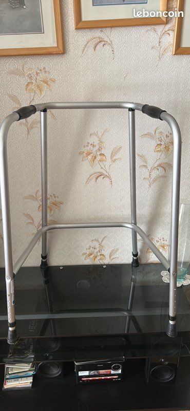 D�ambulateur 15 Champigny-sur-Marne (94)