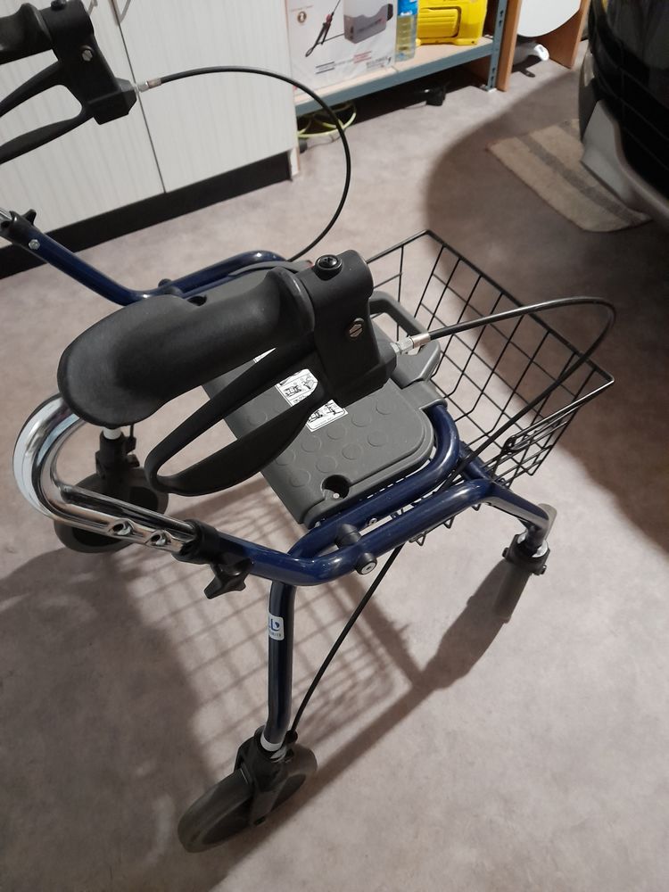 DEAMBULATEUR 25 P�nestin (56)