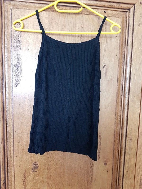 D�bardeur noir bretelles fines neuf mesure aisselles a aisse 5 Viriat (01)