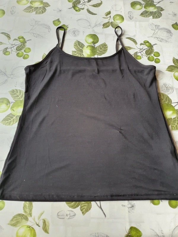 D�bardeur noir 
taille 44 2 Aubvillers (80)