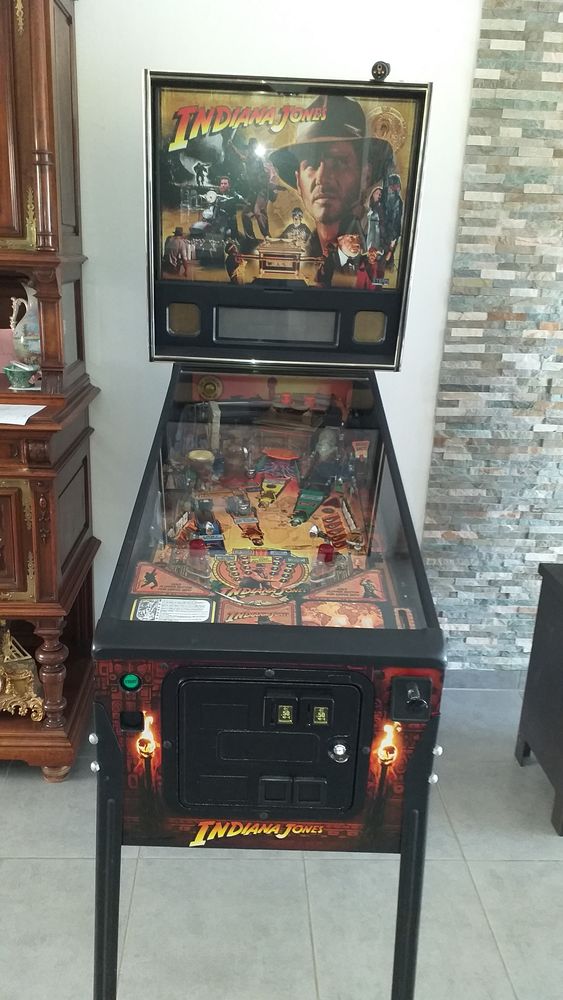 D�barrasse ancien flipper de bar hs en panne et a restaurer. 200 Les Sables-d'Olonne (85)