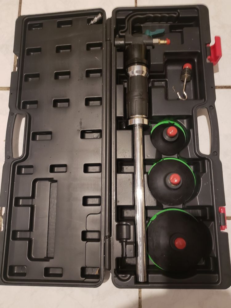 D�bosseleur pneumatique, ks tools 120 Saint-Vincent-de-Paul (40)