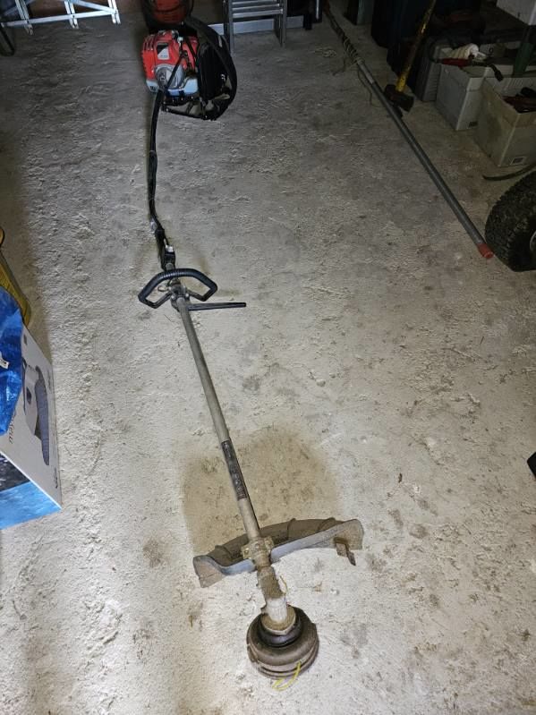 Debrousailleuse dorsale 150 M�jannes-l�s-Al�s (30)