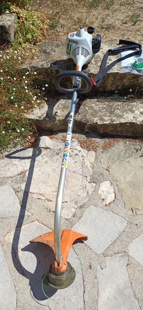 D�broussailleuse/Coupe bordure 0 Bez-et-Esparon (30)